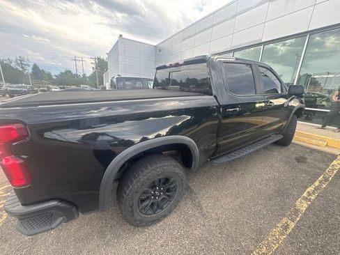 Used 2023 Chevrolet Silverado 1500 ZR2 w/ Technology Package AWD/4WD image 5
