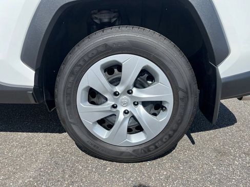 Certified 2025 Toyota RAV4 LE image 26