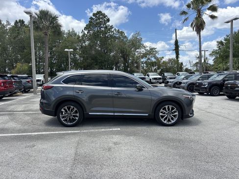 Used 2017 MAZDA CX-9 Signature AWD/4WD image 2