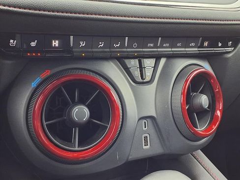 Used 2023 Chevrolet Blazer RS w/ Enhanced Convenience Package image 13