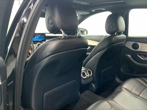 Used 2019 Mercedes-Benz C 300 Sedan image 16
