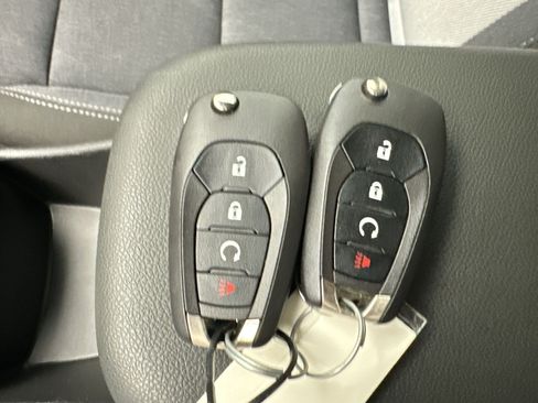 Certified 2024 Chevrolet Trax RS w/ Driver Confidence Package FWD image 29