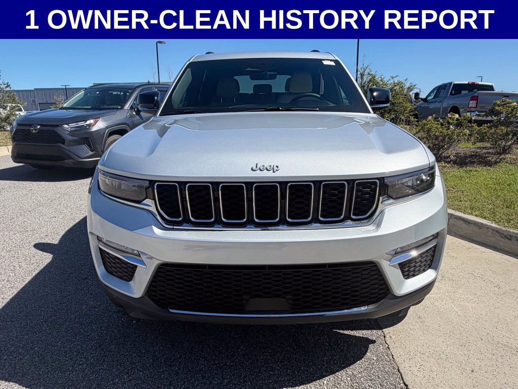 Used 2025 Jeep Grand Cherokee Limited AWD/4WD image 8