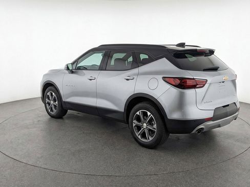 Used 2025 Chevrolet Blazer LT FWD image 6