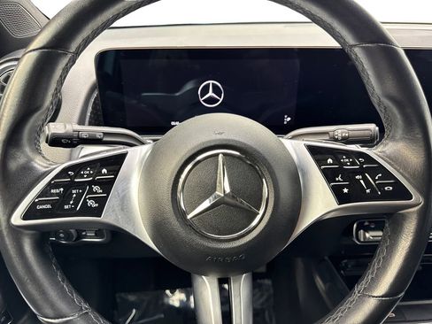 Used 2024 Mercedes-Benz GLB 250 image 54
