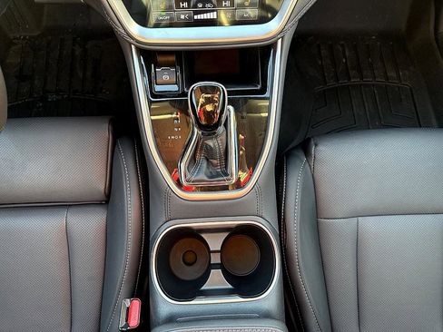 Used 2025 Subaru Outback Limited w/ Popular Package #2 image 18