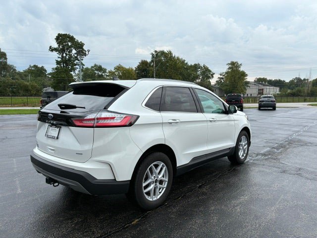 Used 2024 Ford Edge SEL w/ Convenience Package AWD/4WD image 5