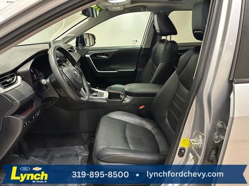 Used 2022 Toyota RAV4 Limited w/ Limited Grade Weather Package AWD/4WD image 5
