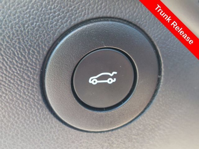Used 2023 Chevrolet Camaro SS RWD image 13