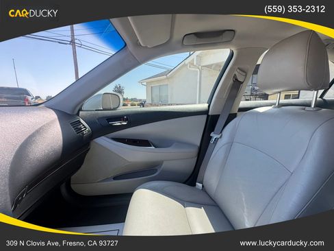 Used 2011 Lexus ES 350 FWD image 16