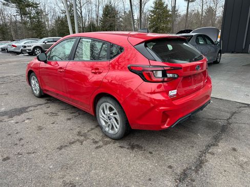 Used 2024 Subaru Impreza 2.0i image 3