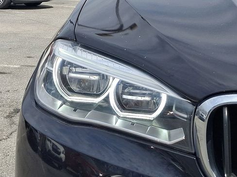 Used 2018 BMW X5 xDrive35i AWD/4WD image 11
