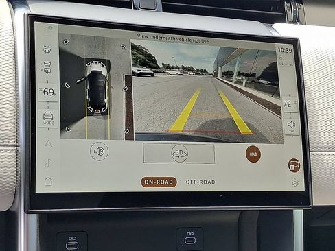 New 2026 Land Rover Discovery Sport Landmark AWD/4WD image 16