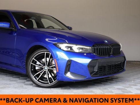 Used 2023 BMW 330i Sedan w/ M Sport Package RWD image 3