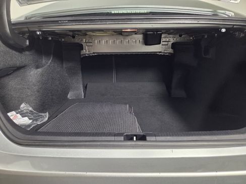 Used 2018 Toyota Camry SE FWD image 27