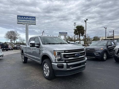 Certified 2022 Ford F350 Platinum image 1