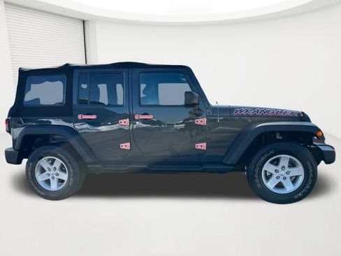 Used 2016 Jeep Wrangler Unlimited Sport w/ Quick Order Package 24S AWD/4WD image 4