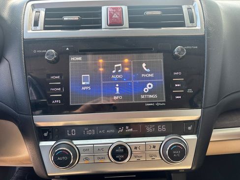 Used 2016 Subaru Outback 2.5i Limited AWD/4WD image 17