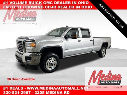 Used 2015 GMC Sierra 2500 4x4 Crew Cab w/ Sierra Convenience Package