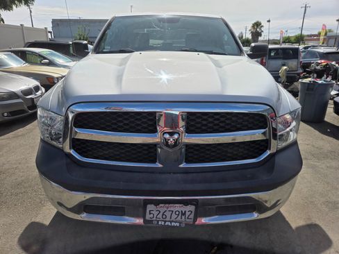 Used 2018 RAM 1500 Tradesman w/ Chrome Appearance Group AWD/4WD image 6