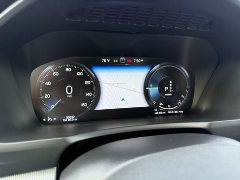 Used 2022 Volvo XC90 T8 R-Design w/ Advanced Package image 41