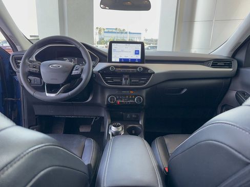 Certified 2022 Ford Escape SEL image 27