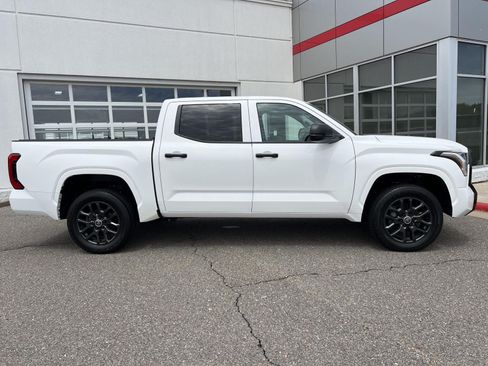Used 2024 Toyota Tundra SR w/ Security Package (TMS) AWD/4WD image 7