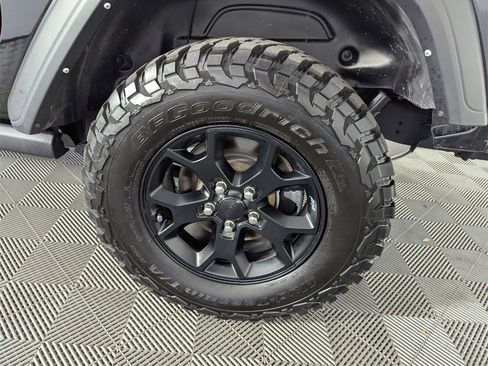 Certified 2021 Jeep Wrangler Sport image 14