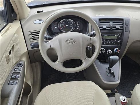 Used 2007 Hyundai Tucson GLS image 9