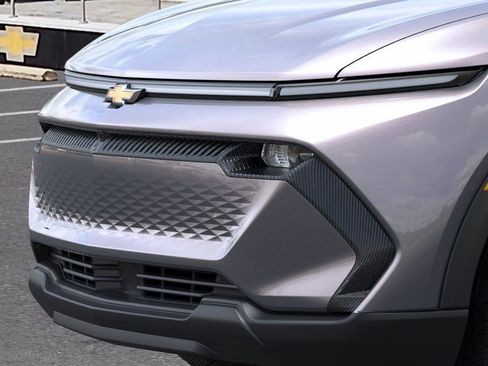 New 2026 Chevrolet Equinox EV LT image 13
