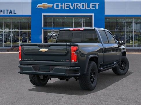 New 2026 Chevrolet Silverado 2500 ZR2 AWD/4WD image 4
