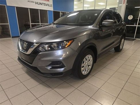 Used 2020 Nissan Rogue Sport S image 4