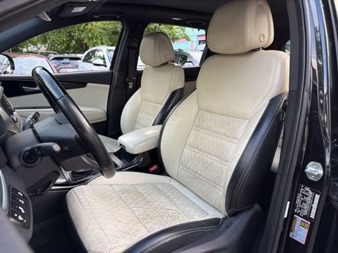 Used 2016 Kia Sorento SX FWD image 8
