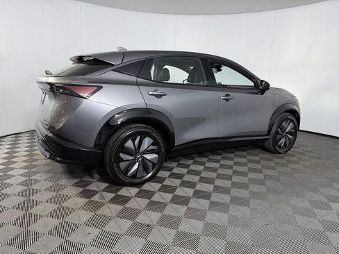 Used 2024 Nissan Ariya AWD image 7