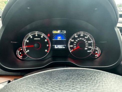 Used 2014 Subaru Outback 2.5i Limited image 16