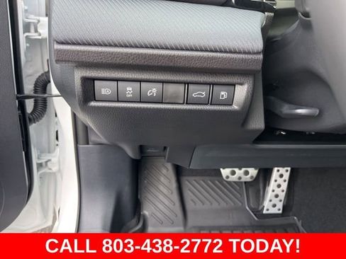 Used 2026 Toyota Camry SE w/ Convenience Package image 30