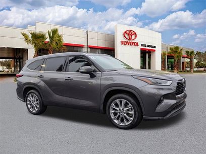 Certified 2022 Toyota Highlander Limited