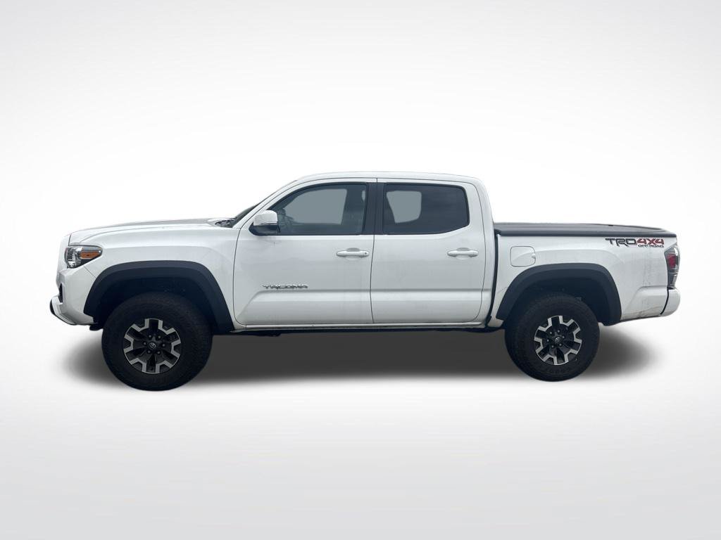 Used 2023 Toyota Tacoma TRD Off-Road w/ Technology Package AWD/4WD image 2