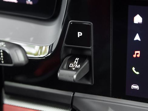 Certified 2024 Porsche Panamera RWD image 18