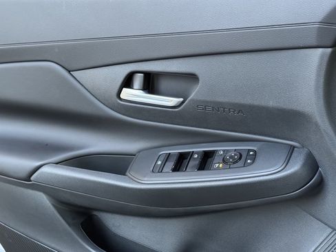 New 2026 Nissan Sentra SV w/ SV Convenience Package FWD image 11