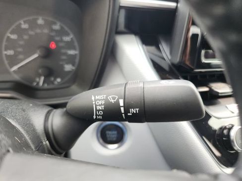 Used 2024 Toyota Corolla SE FWD image 33