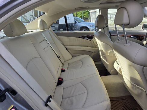 Used 2003 Mercedes-Benz E 320 Sedan image 15