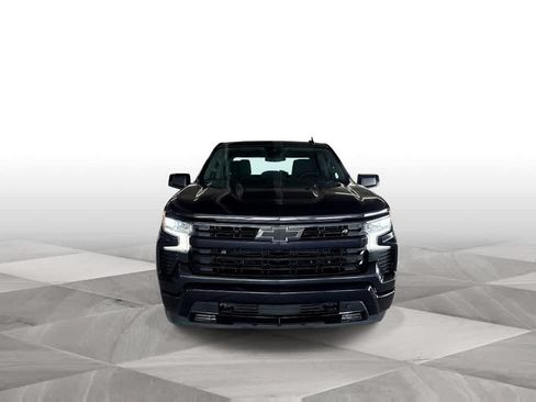 Used 2023 Chevrolet Silverado 1500 RST RWD image 3