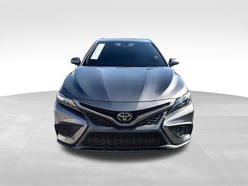 Used 2024 Toyota Camry SE w/ Convenience Package FWD image 3