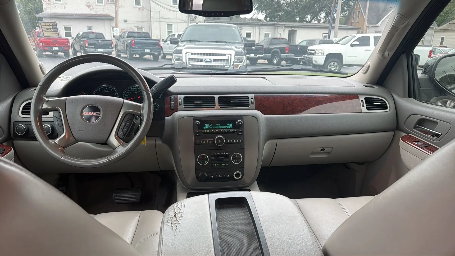 Used 2011 GMC Yukon SLT AWD/4WD image 11