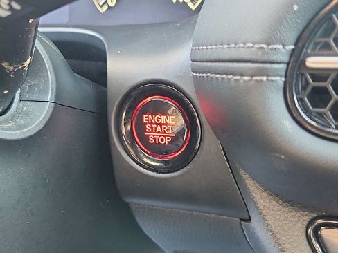 Certified 2024 Honda HR-V EX-L image 23