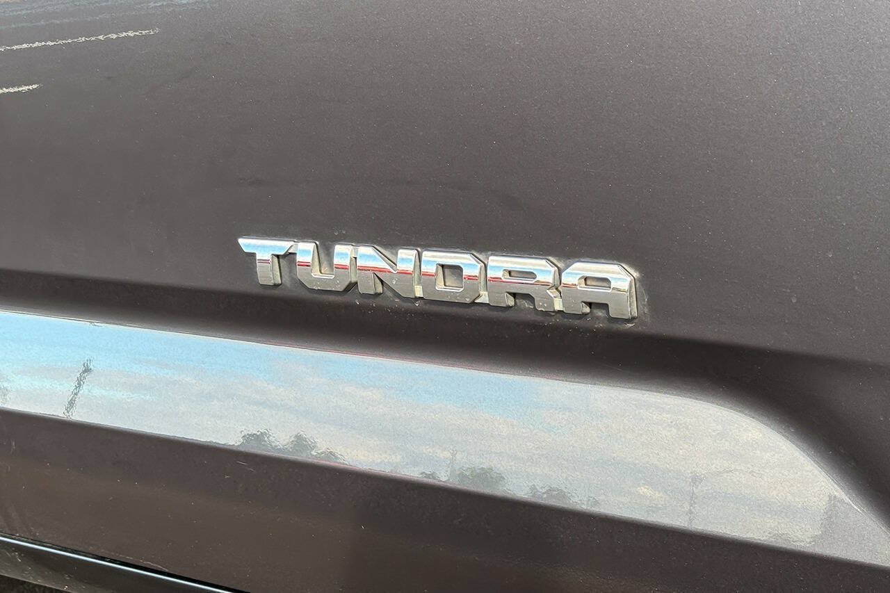 Used 2023 Toyota Tundra SR5 w/ SR5 Convenience Package AWD/4WD image 11