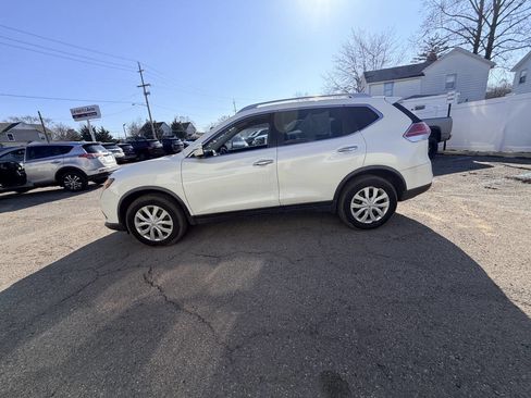 Used 2015 Nissan Rogue SV w/ SV Premium Package image 14