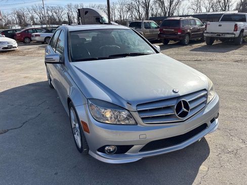 Used 2010 Mercedes-Benz C 300 4MATIC Sedan image 2