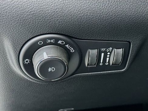 New 2026 Jeep Compass Limited image 14